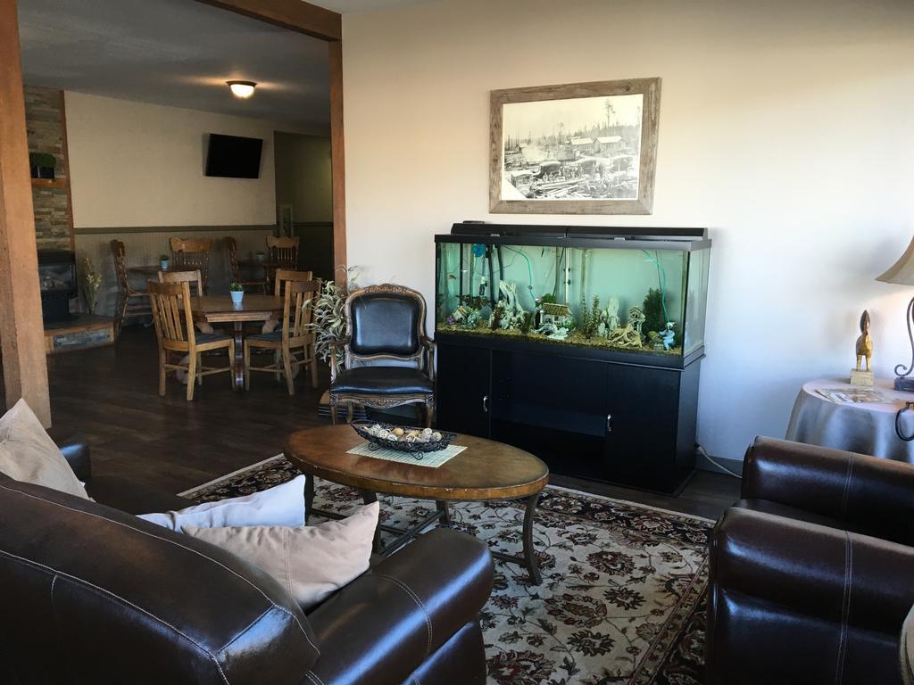 Timber Lodge Inn Cle Elum Exterior photo